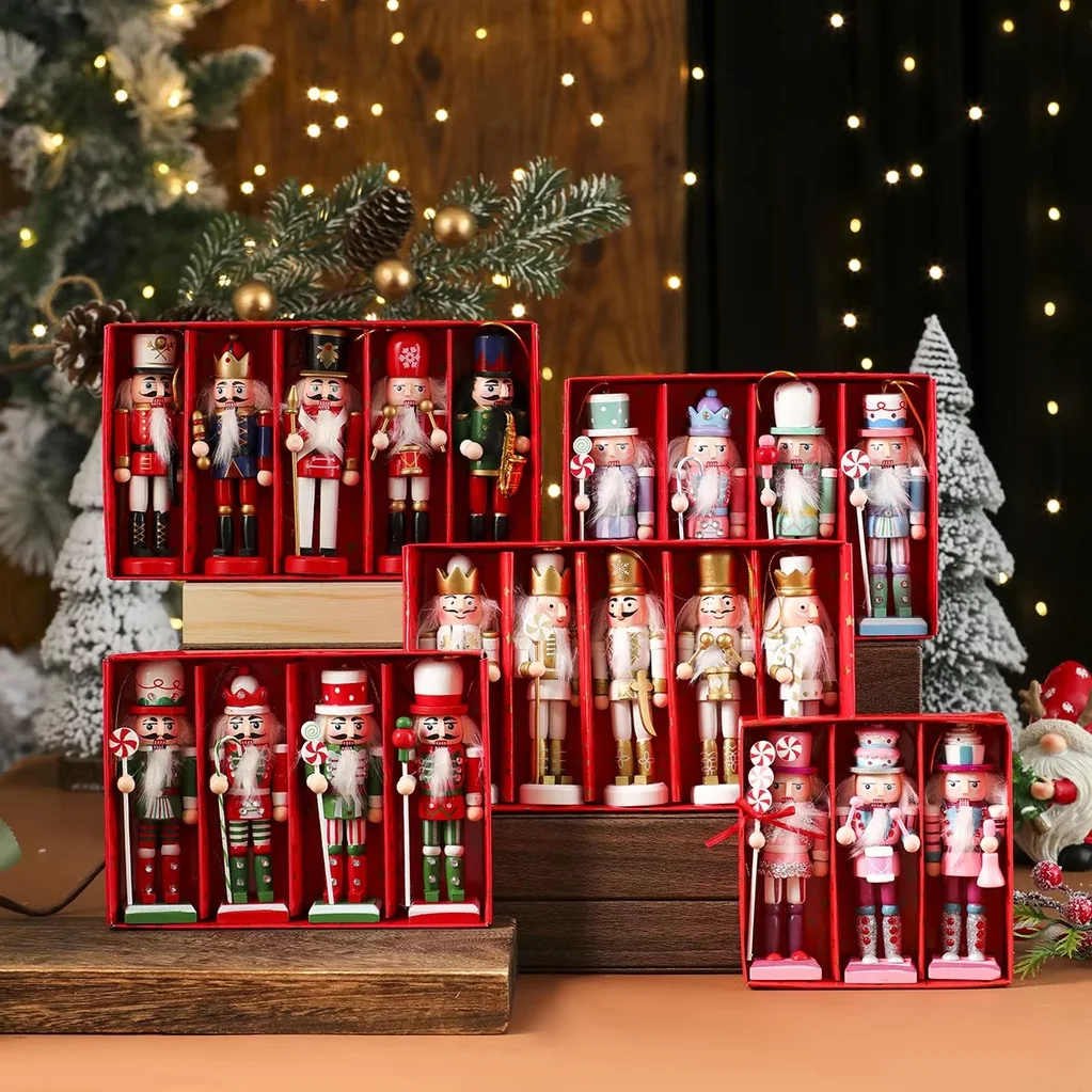 Wooden Nutcracker Figurine Set - Nutcracker Figurine 评论和价格